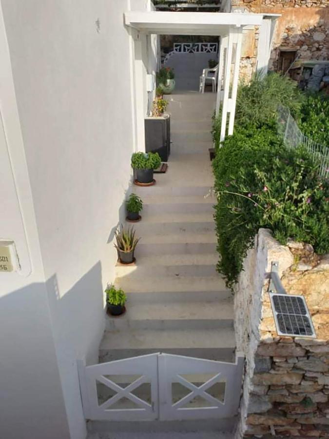 Ornella'S & Laura'S Secret Place Livadia  Exterior foto